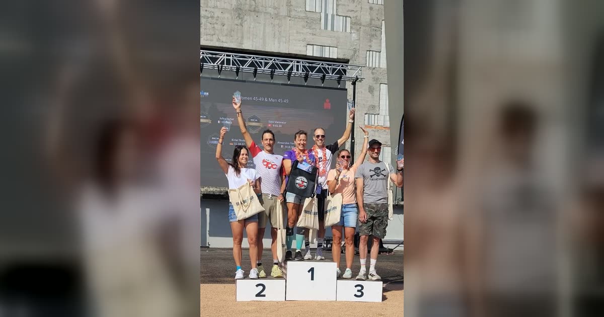 Alexandre Florimond sur la deuxième marche du podium M45-49 de l’IRONMAN Vichy 2026.